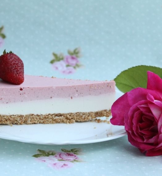 triplastova_torta_s_qgodi_i_bql_shokolad_4